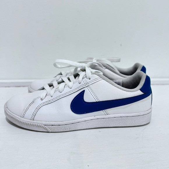 Nike Womens Classic White Court Royale Sneaker Shoes White Leather Casual Size 7 - Picture 2 of 11